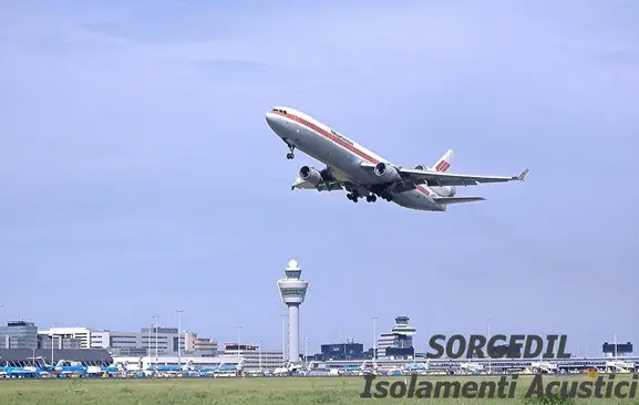 Isolamento Acustico da Rumore Aeroportuale Scopri come proteggere la tua casa dal rumore intenso degli aeroporti con soluzioni professionali di isolamento acustico, riducendo l'impatto del traffico aereo.