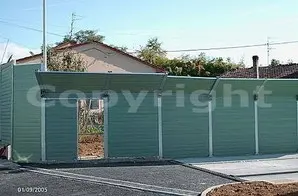 Scopri le migliori barriere antirumore per abitazioni, giardini e industrie. Soluzioni su misura per un ambiente più silenzioso e confortevole. 🔇 Richiedi info ora!