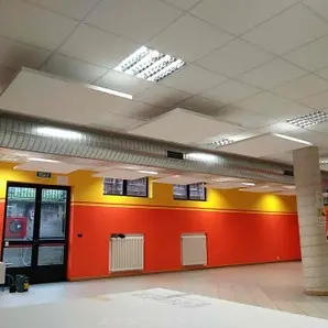 Correzione acustica professionale in mensa di scuola primaria<br /><br />