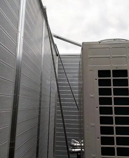 Cabina Silenziosa: Il Rifugio Perfetto dal Rumore del Tuo Motore