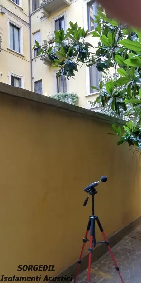 Fonometro in Esterno per Perizia su Rumori da Vicini<br /><br />