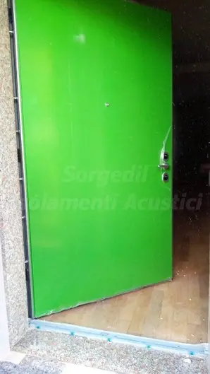 Porte insonorizzate e blindate: la sicurezza del silenzio